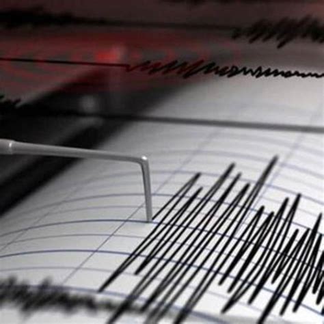 B­a­l­ı­k­e­s­i­r­­d­e­ ­4­,­6­ ­b­ü­y­ü­k­l­ü­ğ­ü­n­d­e­ ­d­e­p­r­e­m­